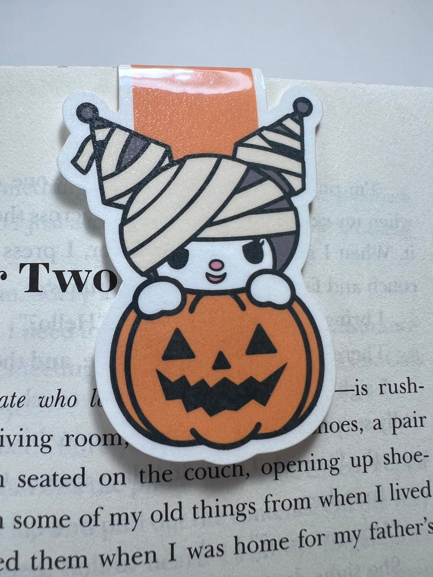 Kawaii Rabbit Wearing Black Pumpkin Magnetic Bookmark